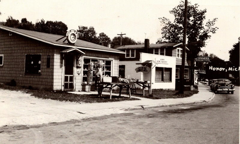 Porter House of Gifts - Old Postcard Photo